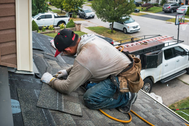 Professional Flat Roof Repair technician working in Elwood, IL